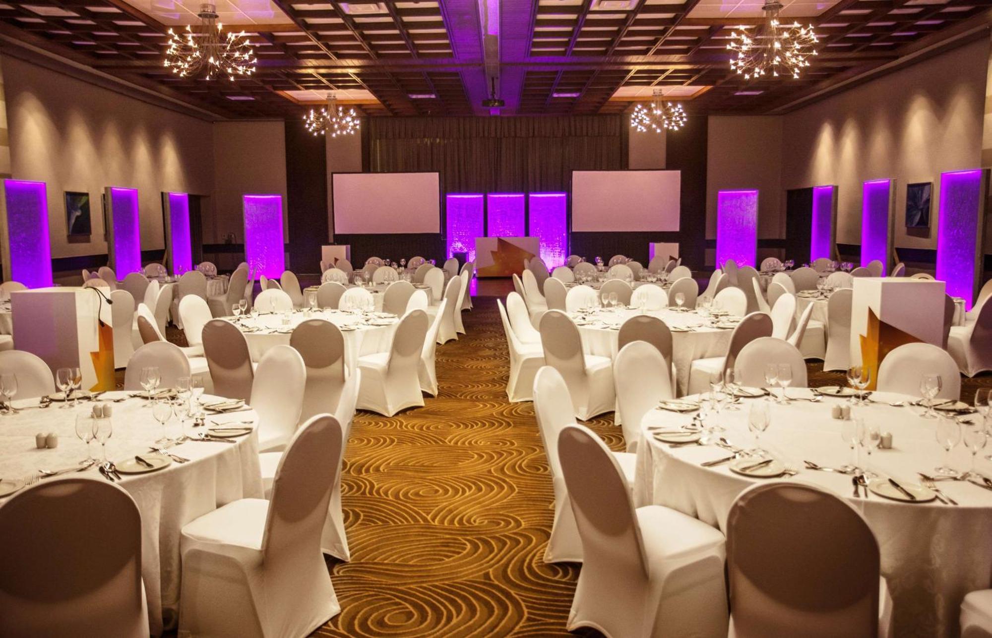 Southern Sun Elangeni & Maharani Durban Exterior photo