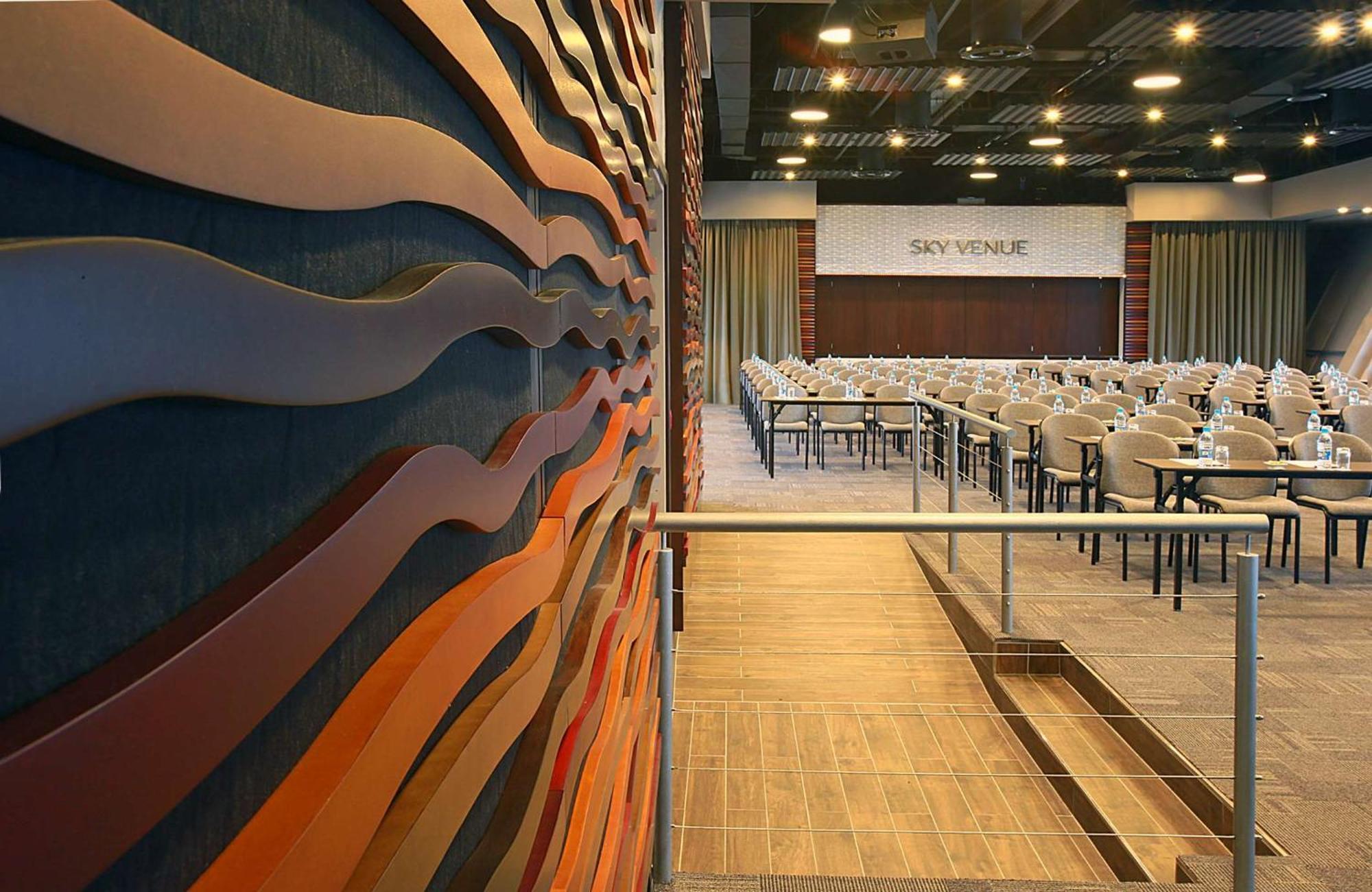 Southern Sun Elangeni & Maharani Durban Exterior photo